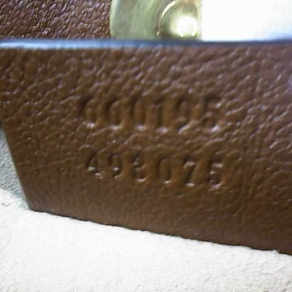 Gucci Bamboo Diana Crossbody - Picture 7 of 11